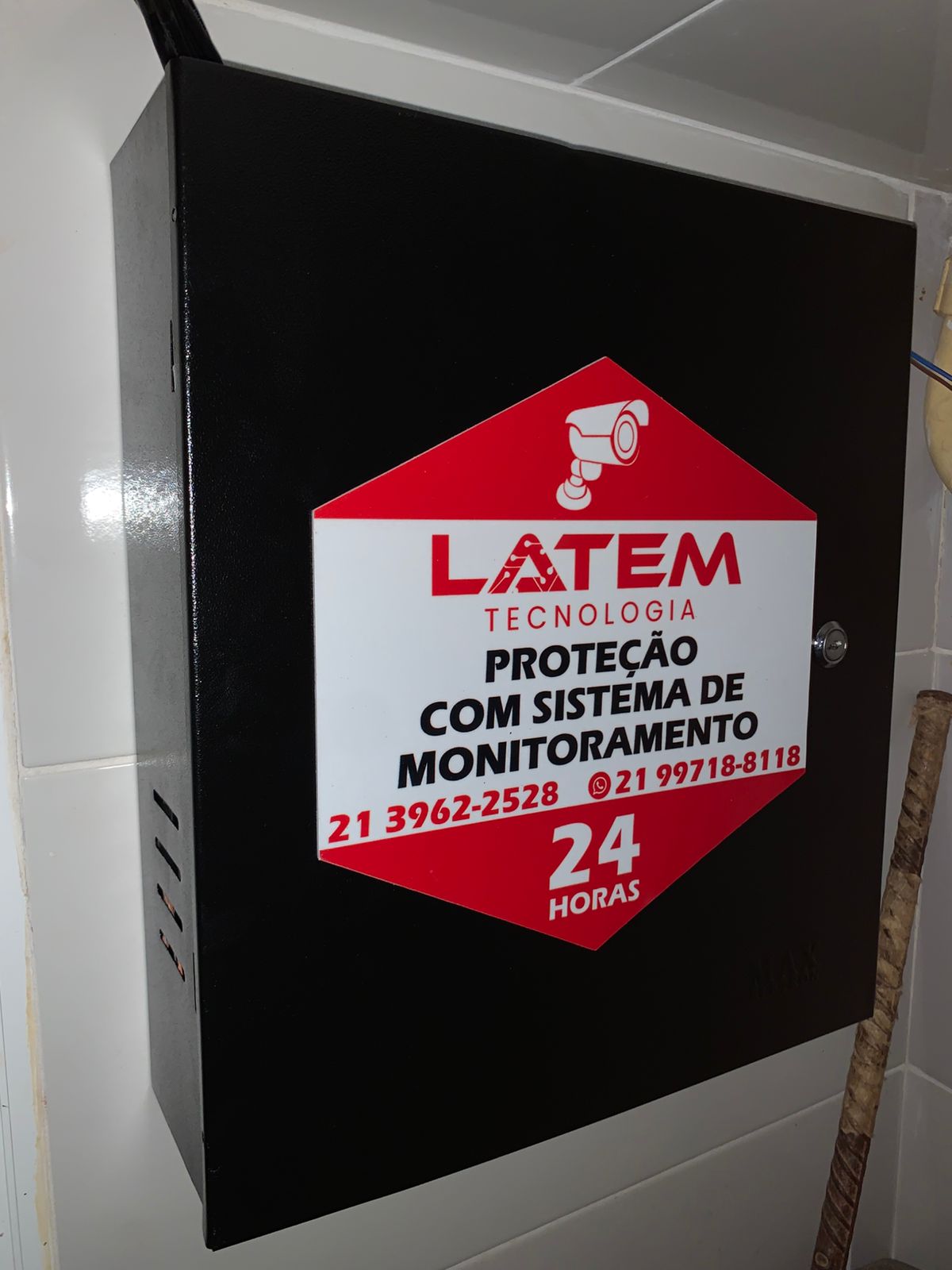 Caixa de equipamento de monitoramento LATEM Tecnologia
